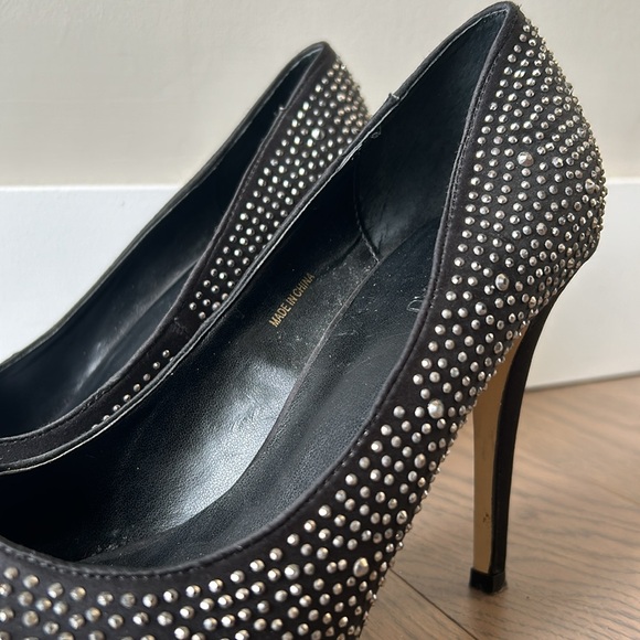 Le Chateau jewel design heels - Picture 3 of 5